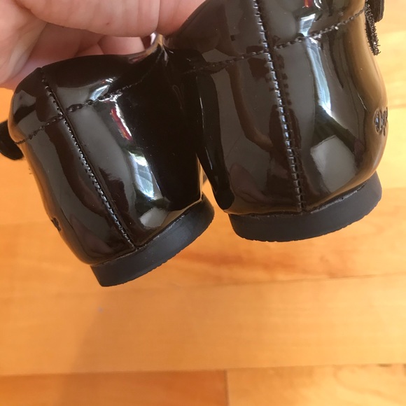 NWOT. Dress girl shoes black real leather - Picture 5 of 8